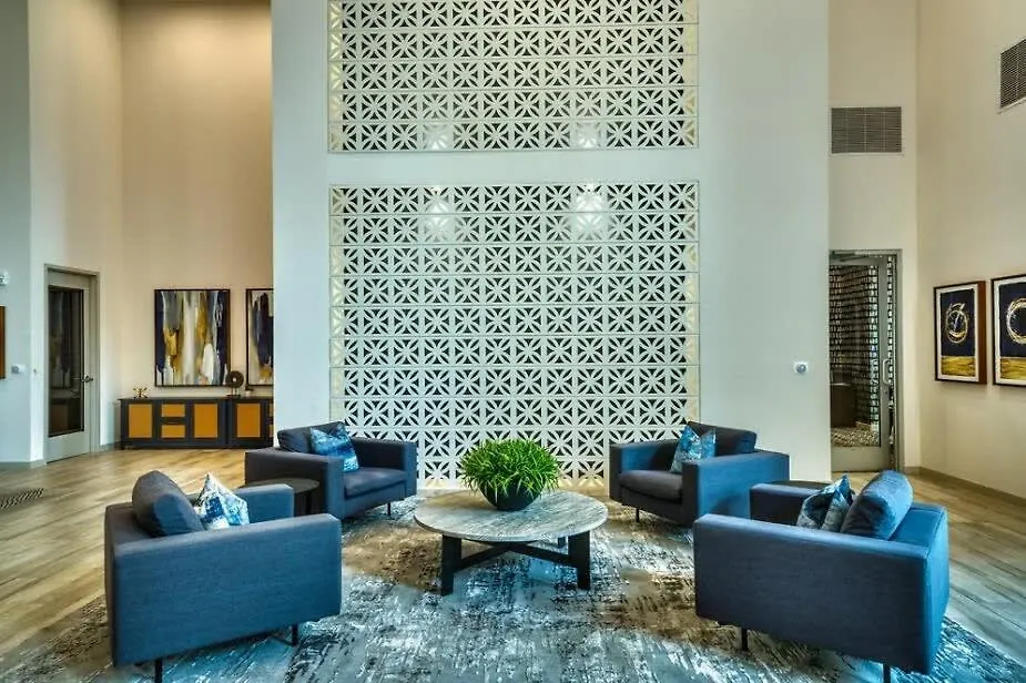 Phx Roro Gym Pool Pets Parking #15 Cozysuites Phoenix
