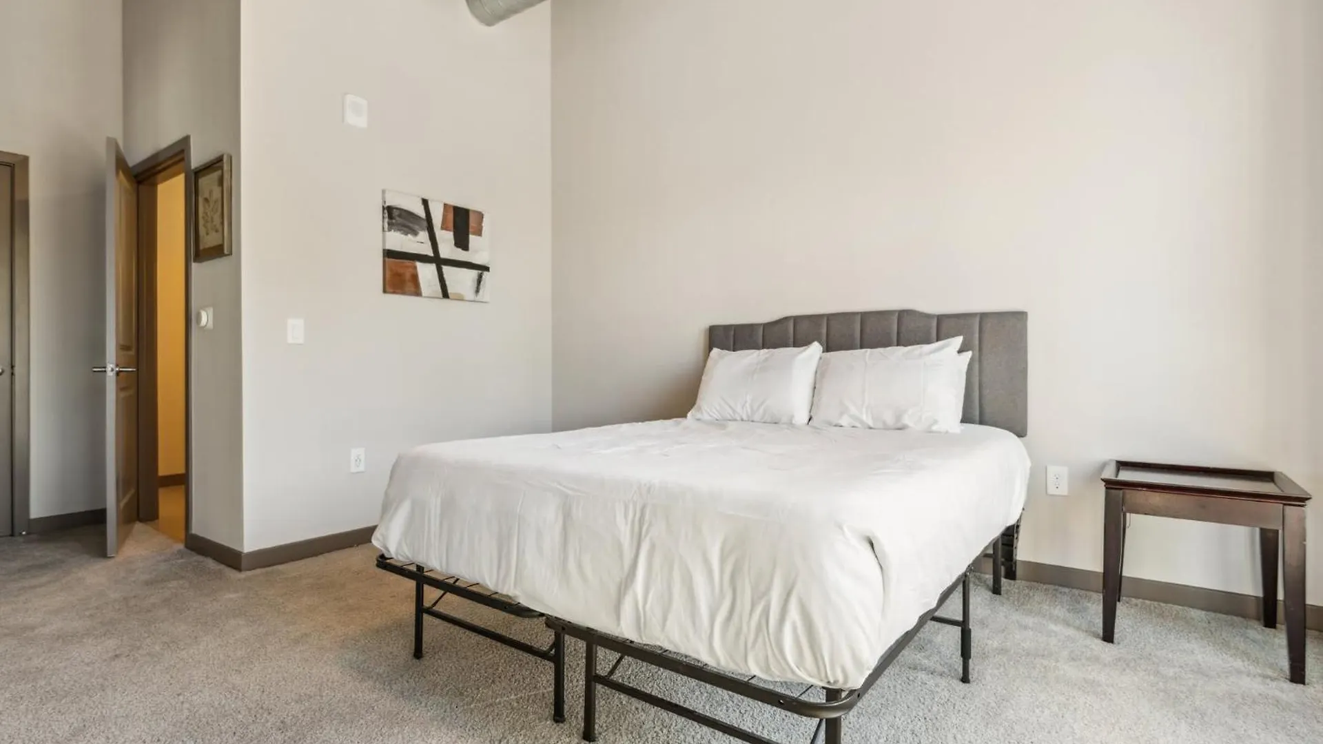 Phx Roro Gym Pool Pets Parking #15 Cozysuites Phoenix
